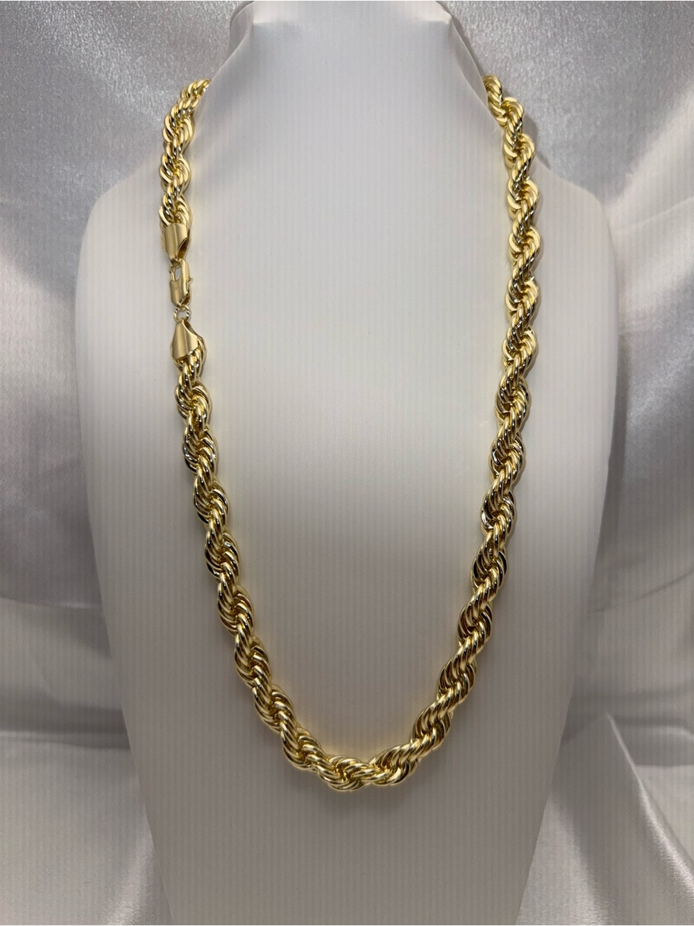 24” 18K Gold Filled Rope Chain Necklace – 10.1mm – 14K Stamped.